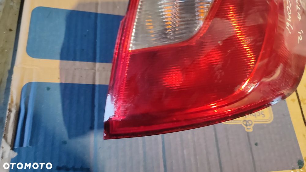 LAMPA PRAWY TYŁ W BŁOTNIK SEAT IBIZA IV 6J KOMBI - 4