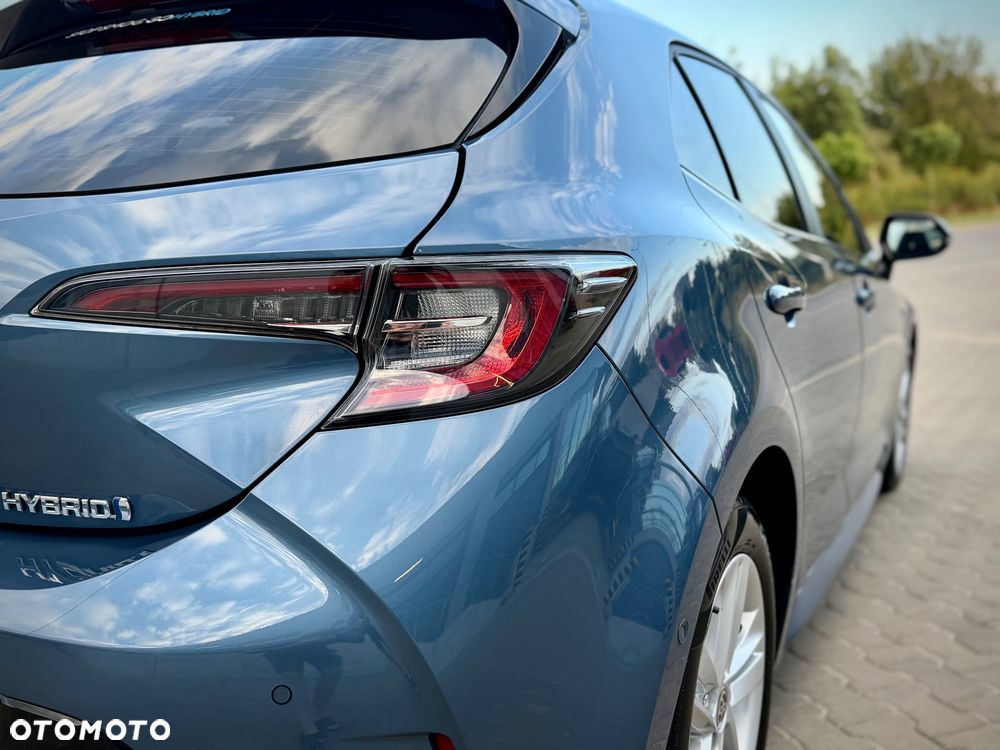 Toyota Corolla 1.8 Hybrid Comfort - 16