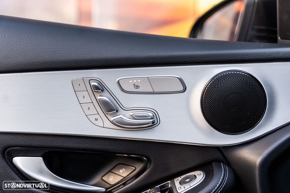 Mercedes-Benz GLC 300 e Coupe 4Matic 9G-TRONIC AMG Line - 10