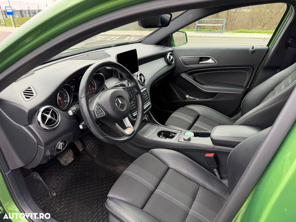 Mercedes-Benz GLA 250 4MATIC Aut. - 19