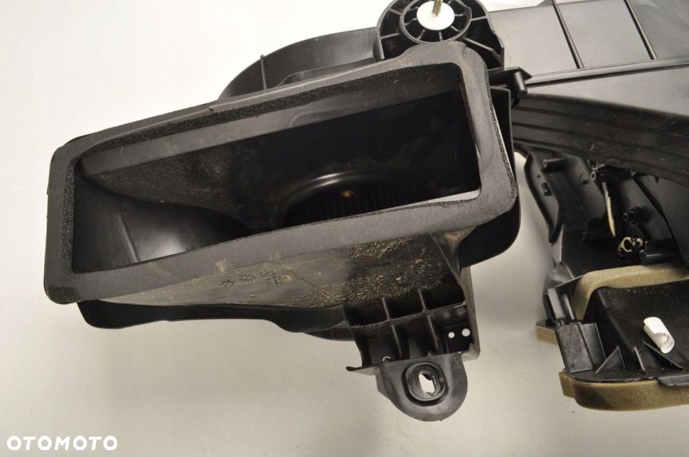 MASERATI GHIBLI III NAGRZEWNICA DMUCHAWA - 2