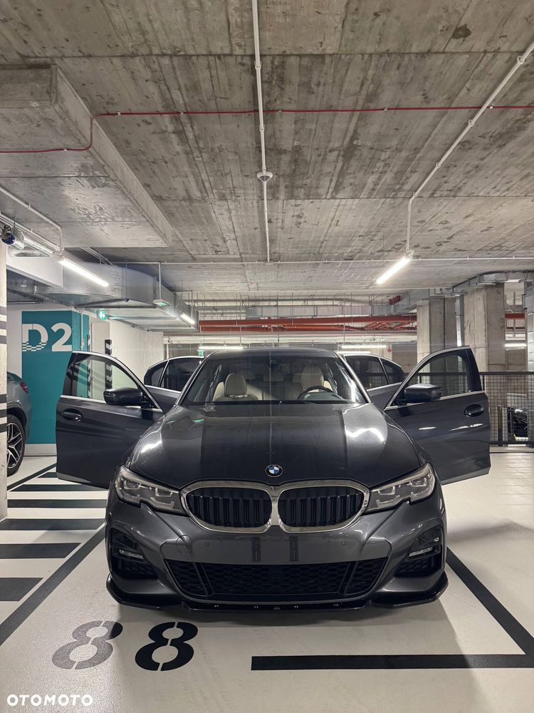 BMW Seria 3 330i xDrive - 2