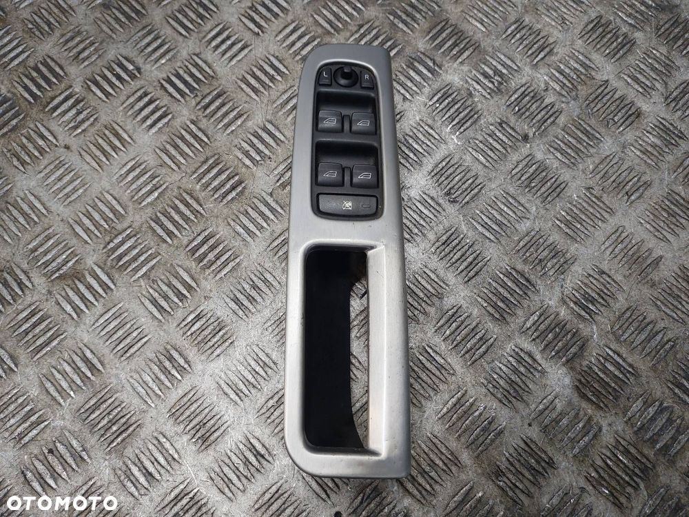 PANEL STEROWANIA SZYB VOLVO V50 S40 II 8679666 30658444 - 1