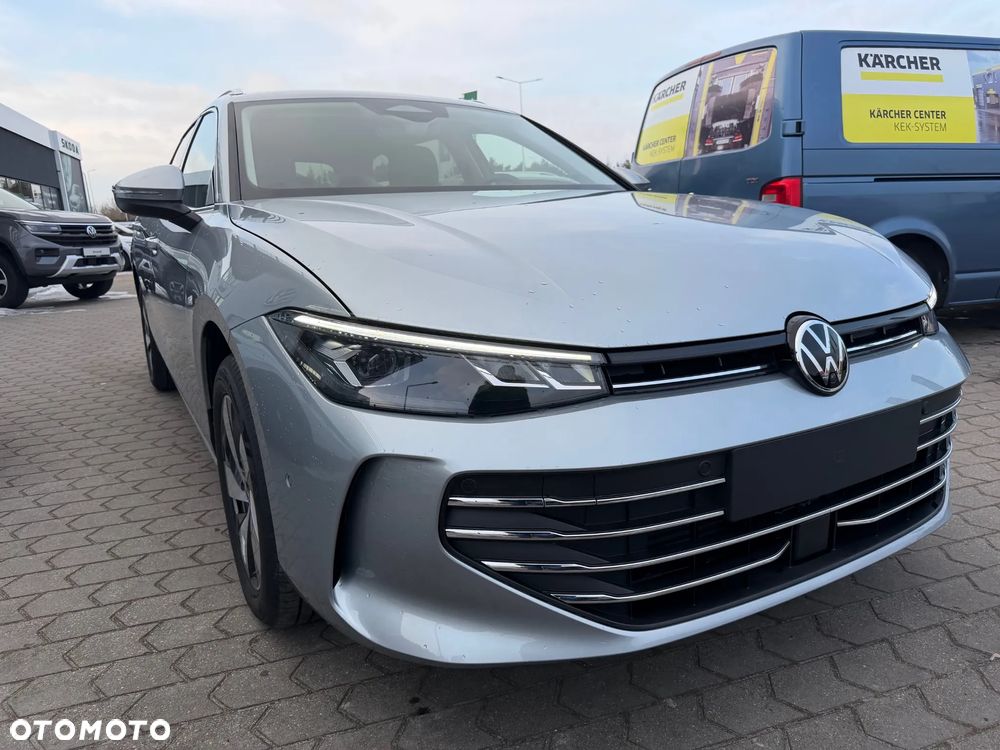 Volkswagen Passat Variant 2.0 TDI SCR Business Plus DSG - 8