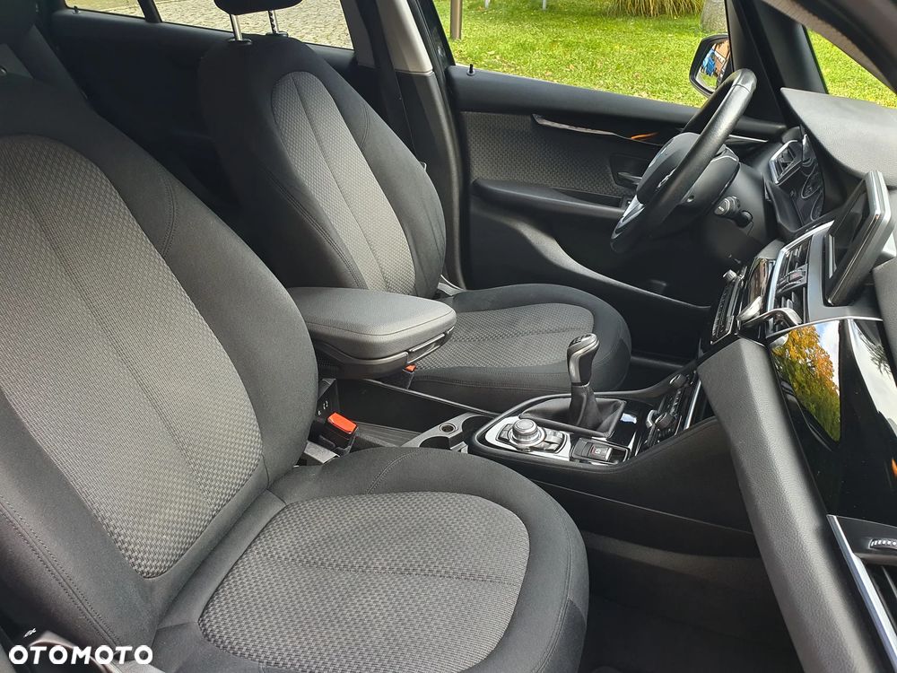 BMW Seria 2 ver-218d-advantage - 16