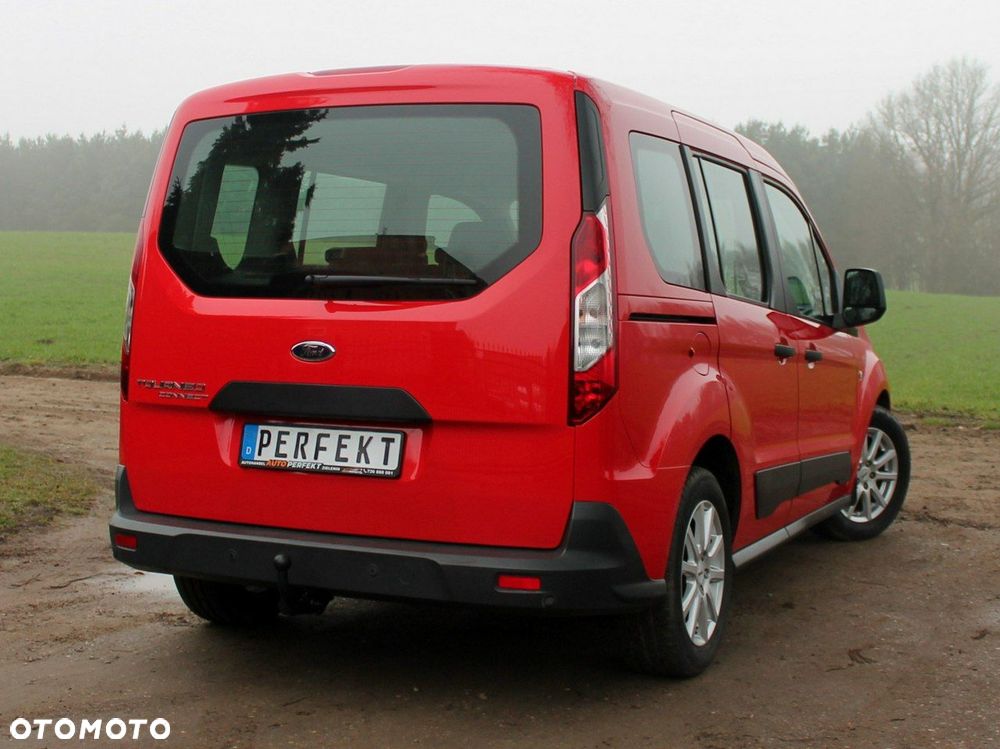 Ford Tourneo Connect - 22