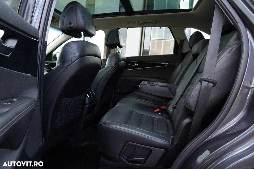 Kia Sorento 2.2 CRDi 2WD Aut. Edition 7 - 16
