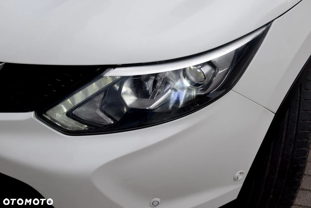 Nissan Qashqai 1.6 dCi Tekna S&S - 16