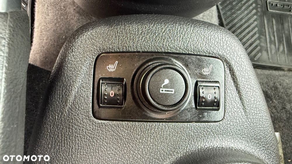 Ford Tourneo Connect Grand - 22