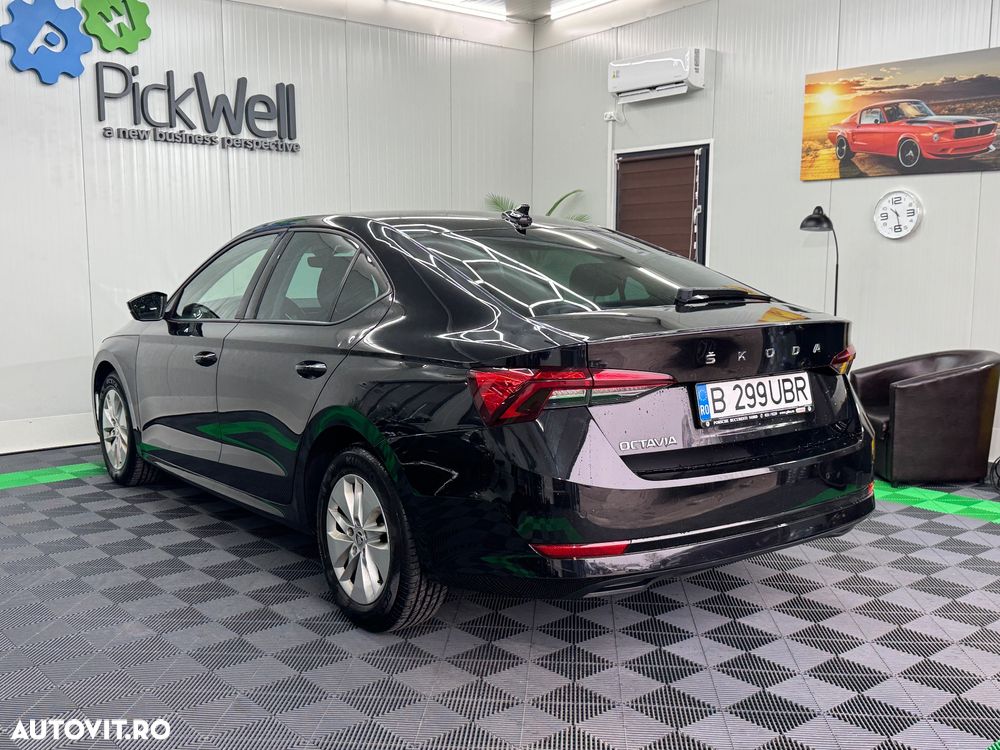 Skoda Octavia 2.0 TDI DSG Ambition - 4