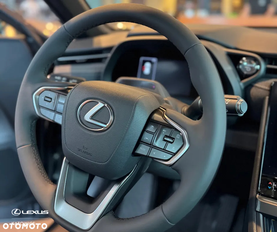 Lexus LBX 1.5 Hybrid - 6