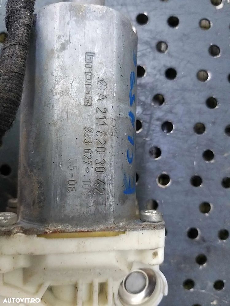 Motoras macara dreapta fata mercedes e class w211 a2118203042 - 2