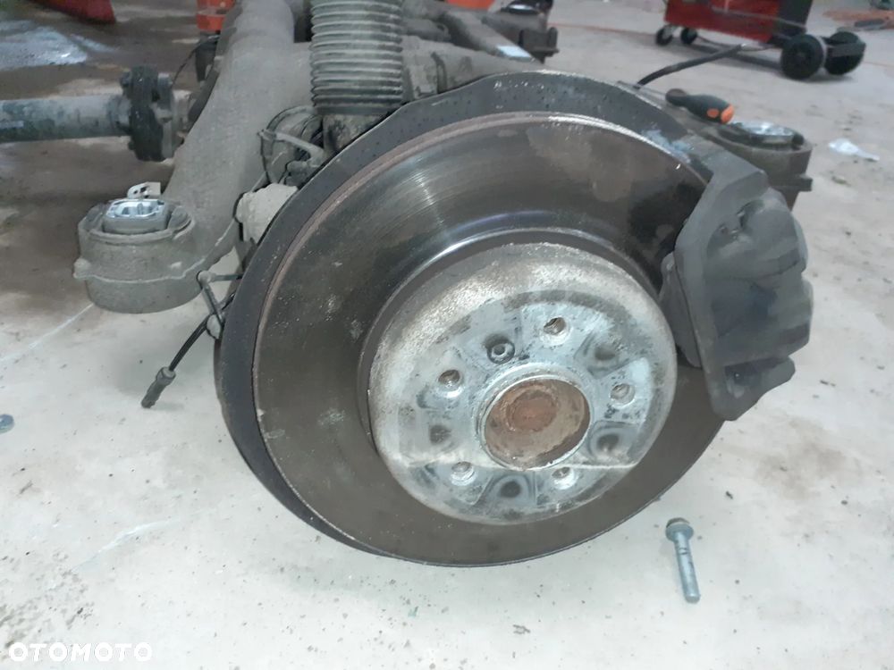 BMW 5 F10 F11 Zawieszenie Tylne Kompletne 3.0D - 3