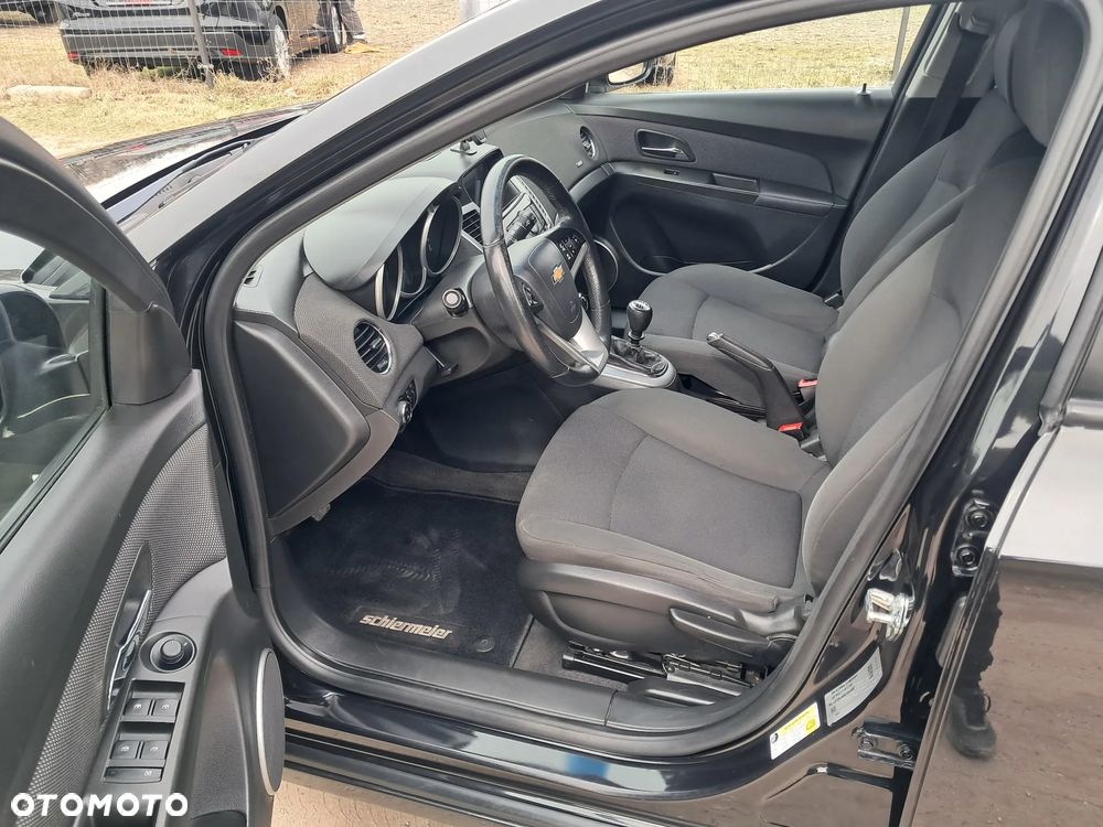 Chevrolet Cruze 1.7TD LT+ - 11