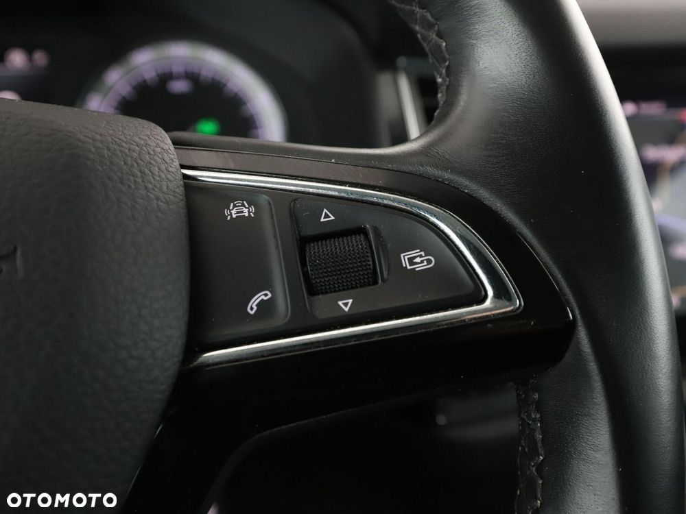 Skoda Kodiaq 2.0 TSI 4x4 RS DSG 7os - 34
