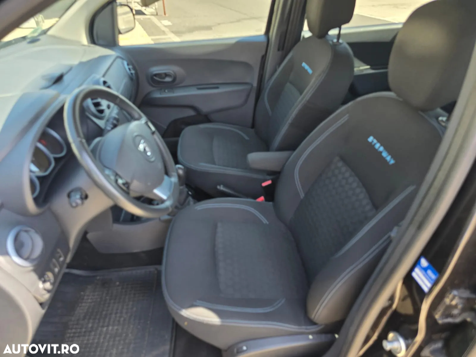 Dacia Lodgy 1.2 TCe 115 CP Stepway - 6