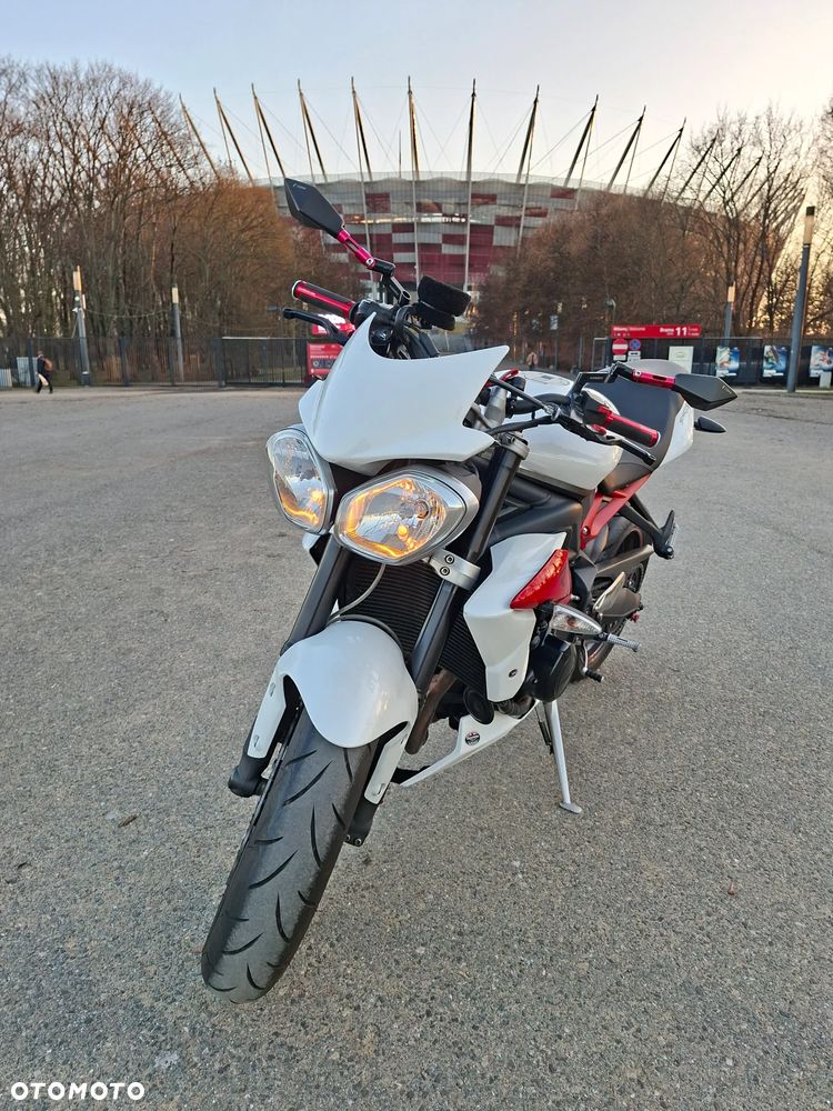 Triumph Street Triple - 2