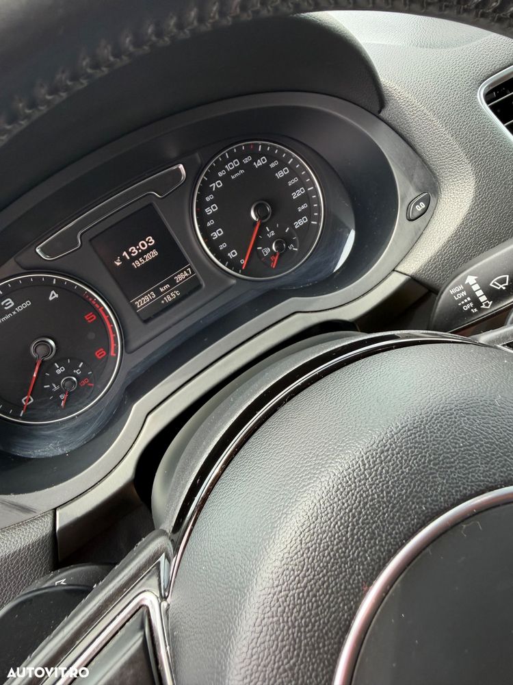 Audi Q3 2.0 TDI Quattro Stronic Sport - 9