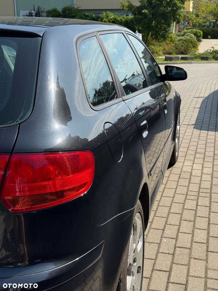 Audi A3 Sportback 1.6 FSI Ambiente - 7
