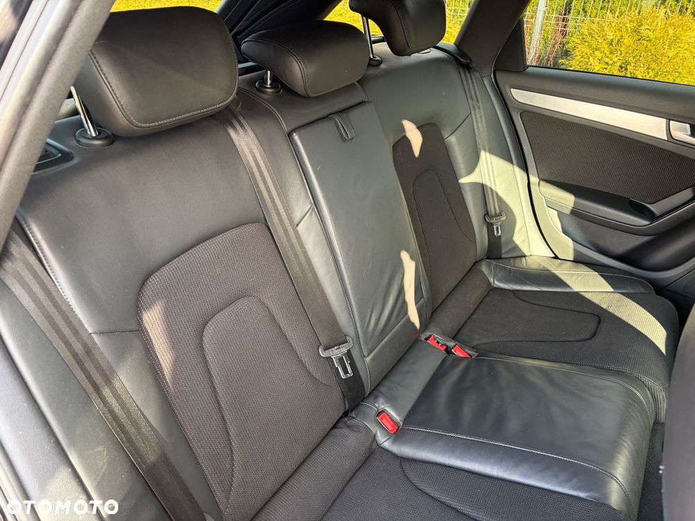 Audi A4 Avant 2.0 TDI DPF S line Sportpaket - 13