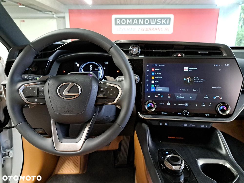 Lexus RZ 450e Omotenashi DIRECT4 - 14