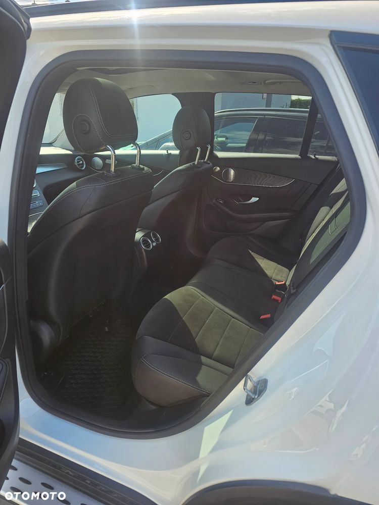 Mercedes-Benz GLC 250 4-Matic - 11