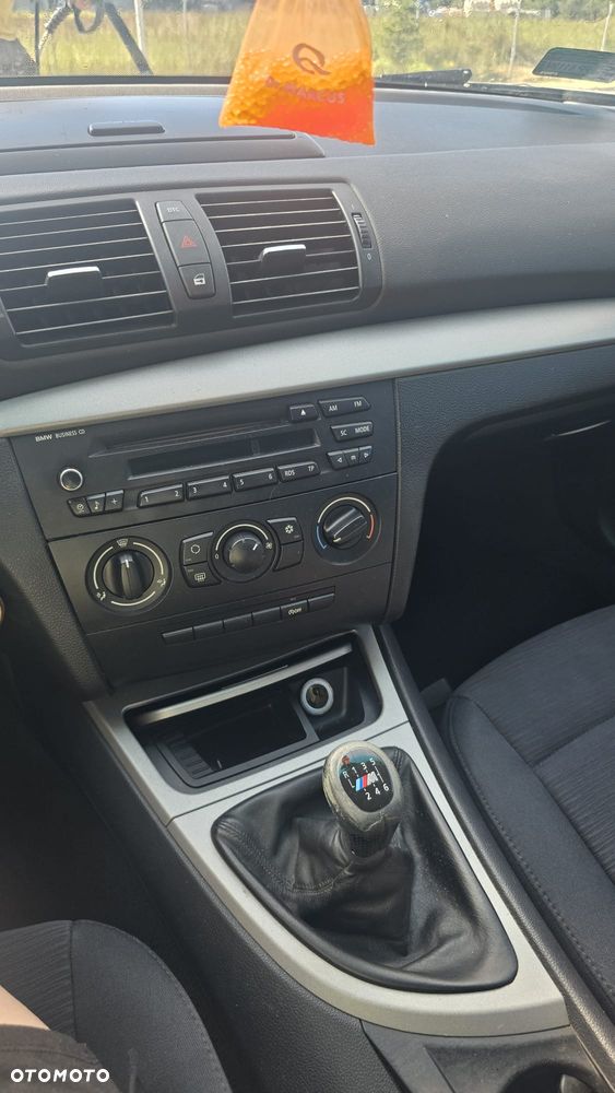 BMW Seria 1 - 10