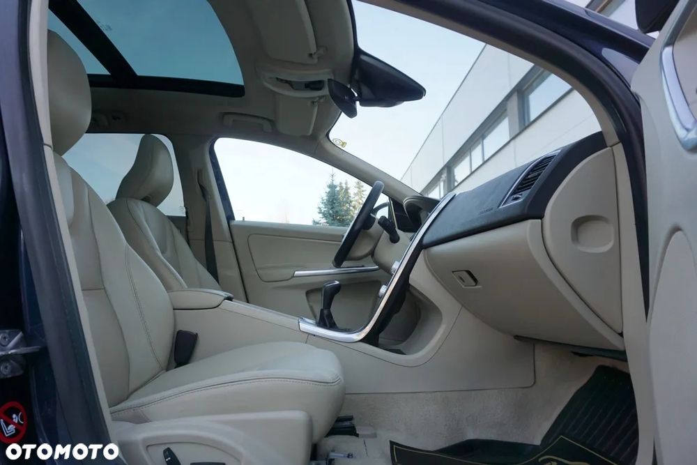 Volvo XC 60 D4 Drive-E Summum - 32