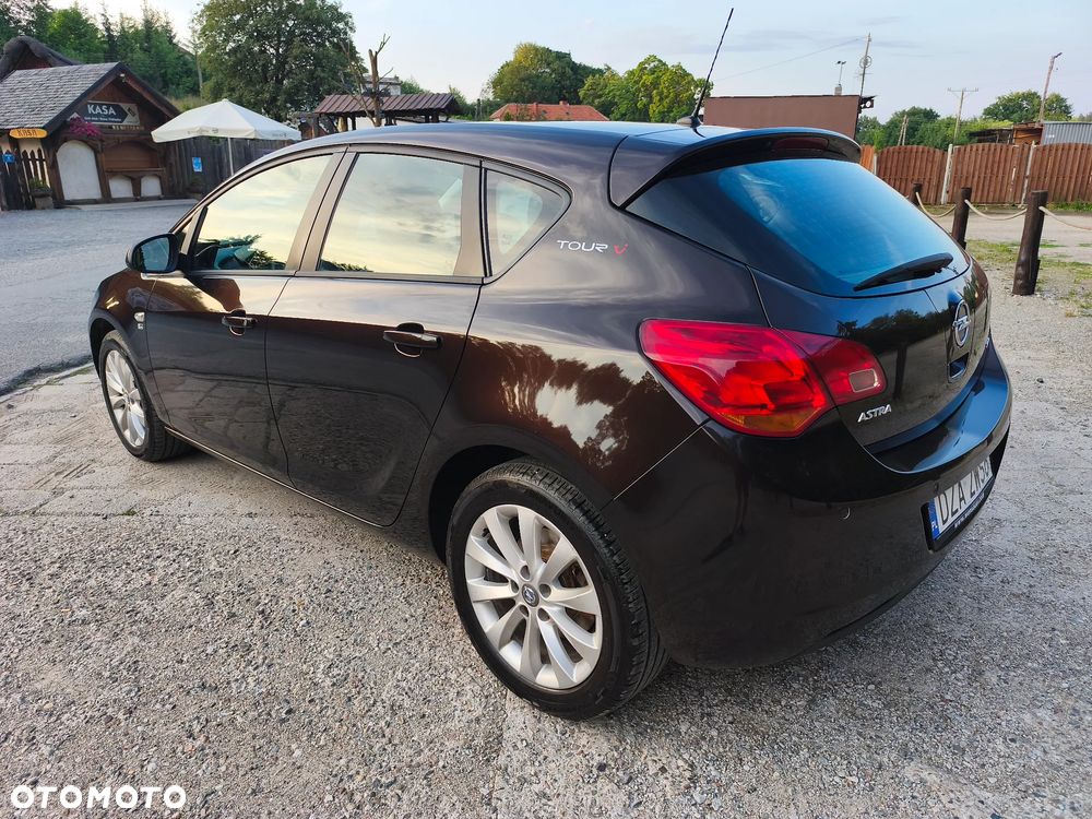 Opel Astra - 3