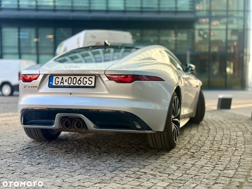 Jaguar F-Type 2.0 Turbo R-Dynamic - 17