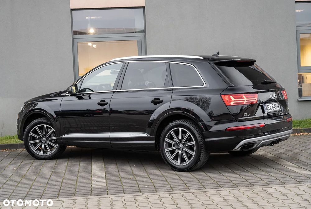 Audi Q7 - 10