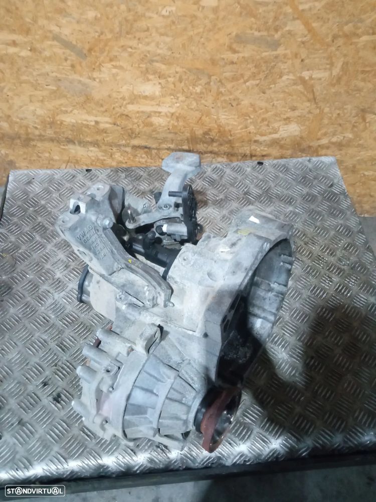 Caixa de velocidades Volkswagen Golf VI 1.6 Tdi - REF: LUB - 8
