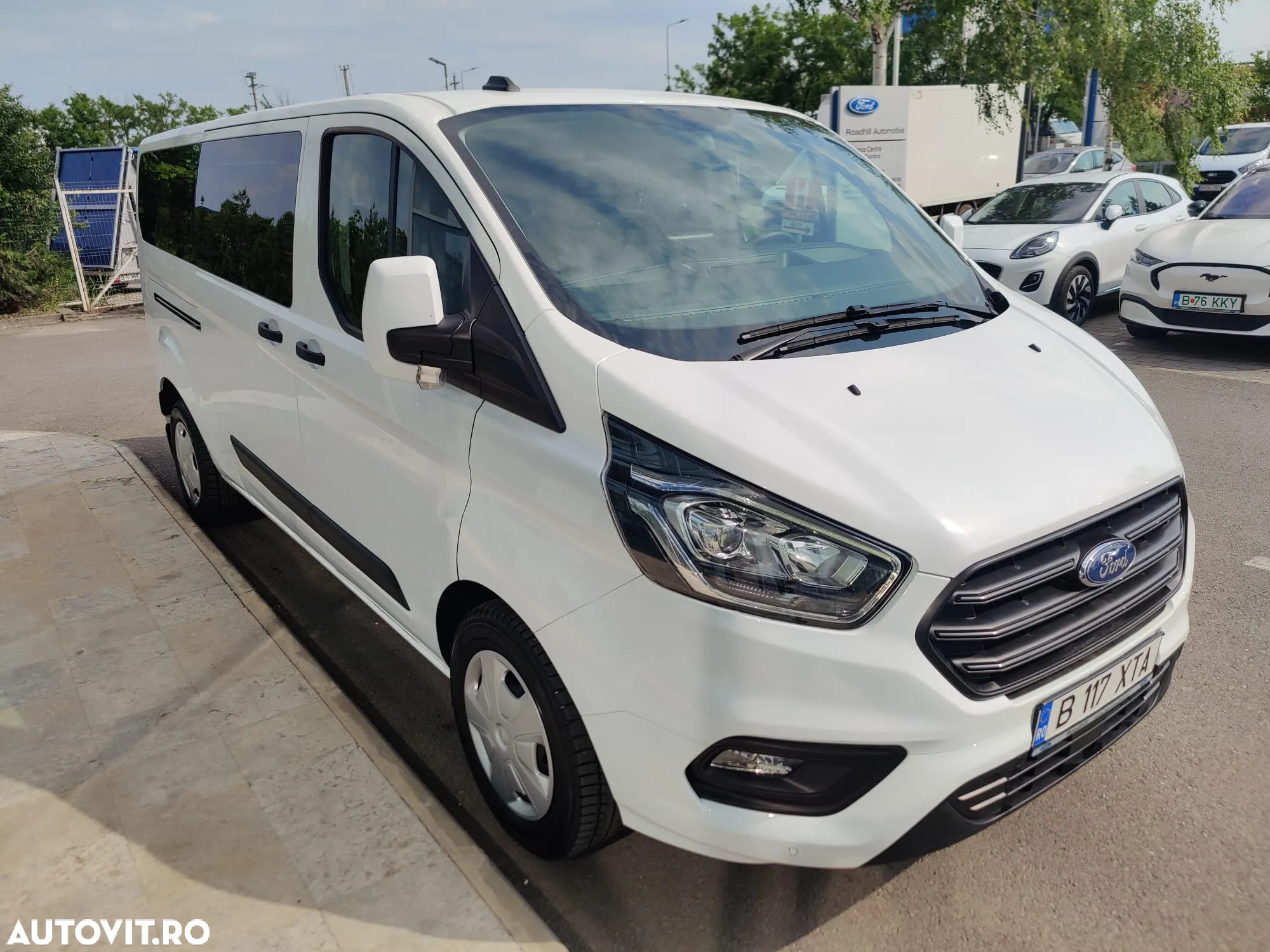 Ford Transit Custom Shuttle Bus 320 2.0 EcoBlue MHEV 130 CP L2H1 Trend - 3