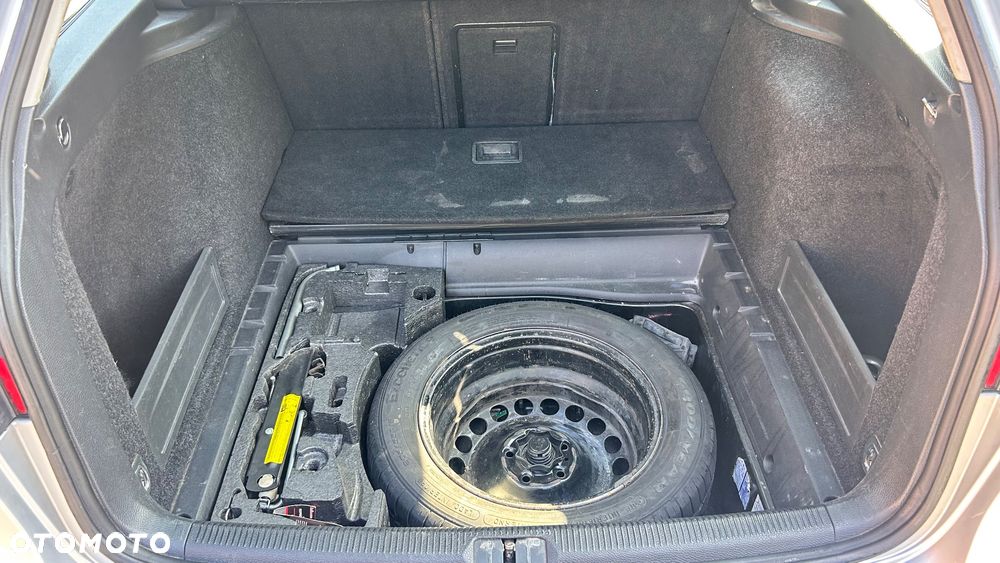 Volkswagen Passat 2.0 TDI DPF Comfortline - 9