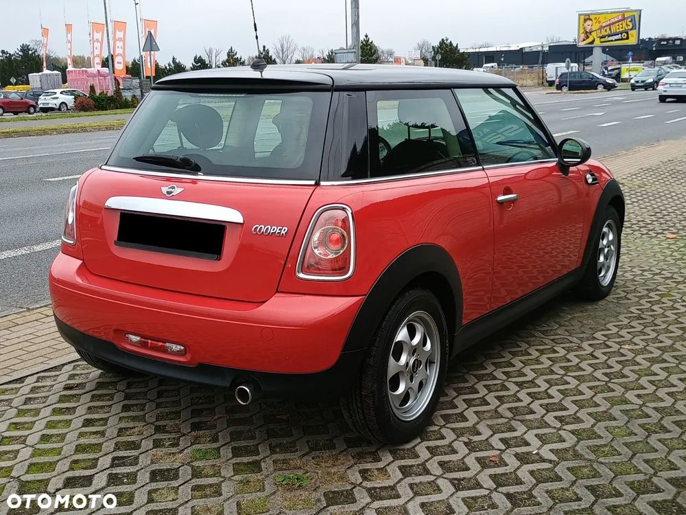 MINI Cooper Standard - 5