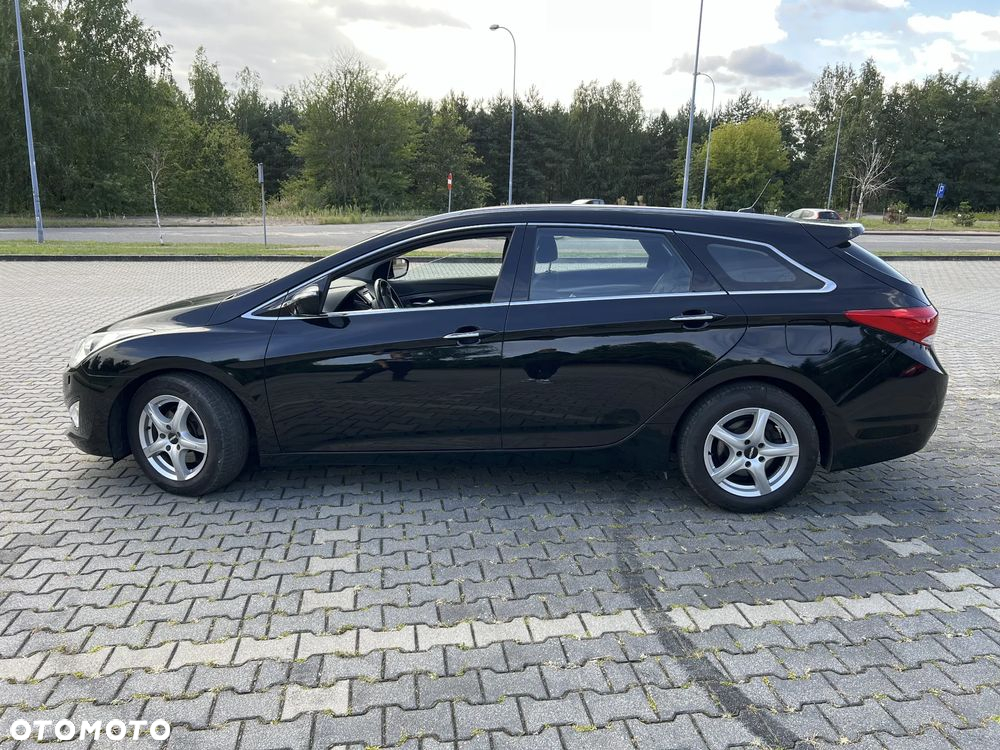 Hyundai i40 i40cw 1.7 CRDi Fifa World Cup Edition - 4