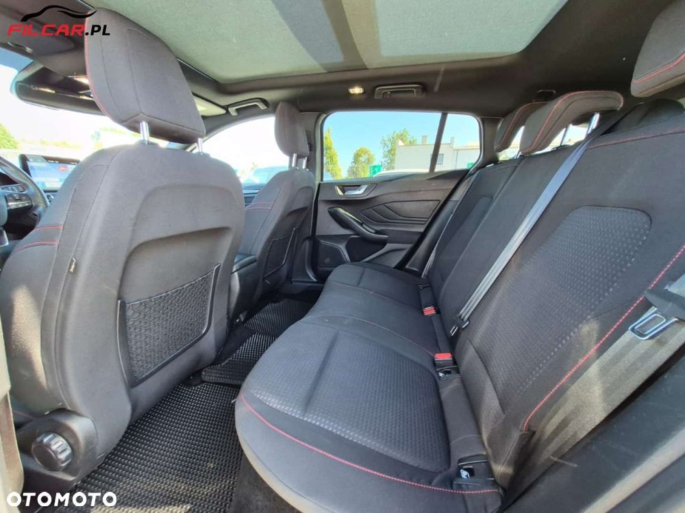 Ford Focus - 7