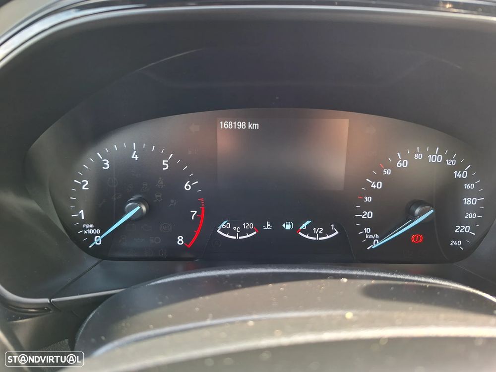 Ford Focus 1.0 EcoBoost S&S ST-LINE - 10