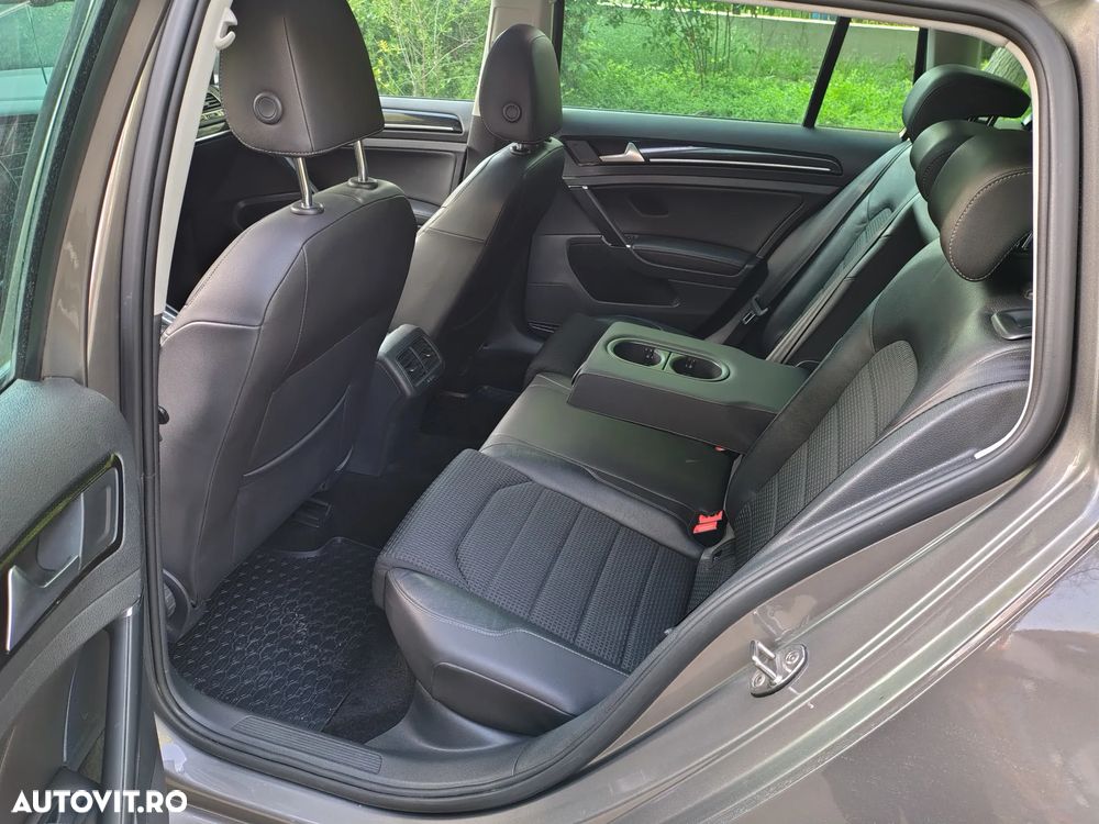Volkswagen Golf 2.0 TDI (BlueMotion Technology) DSG Highline - 9