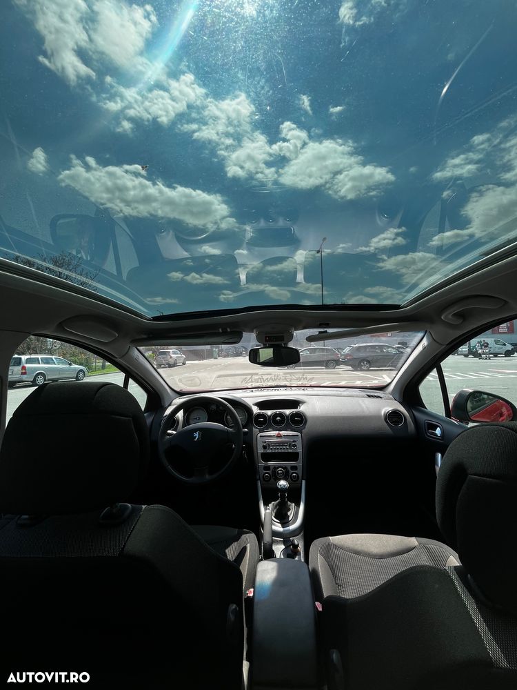 Peugeot 308 1.6HDi Premium Pack - 7