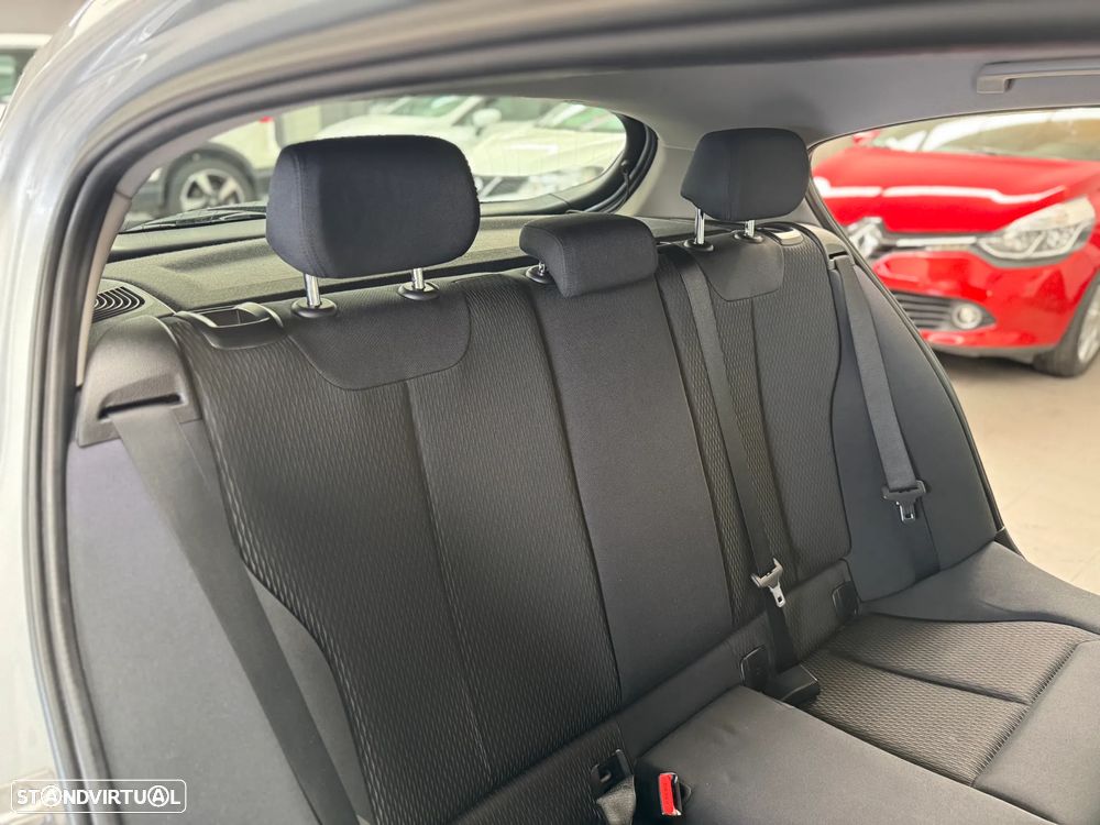 BMW 116 d EfficientDynamics Edition Urban Line - 20