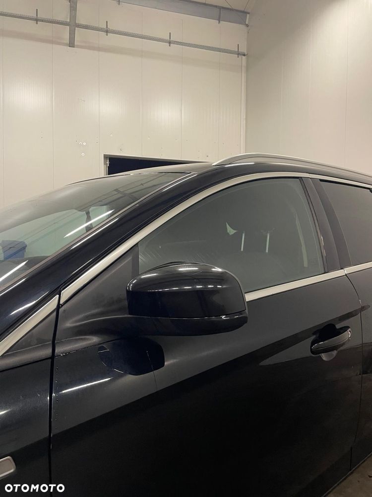 Ford Mondeo - 8