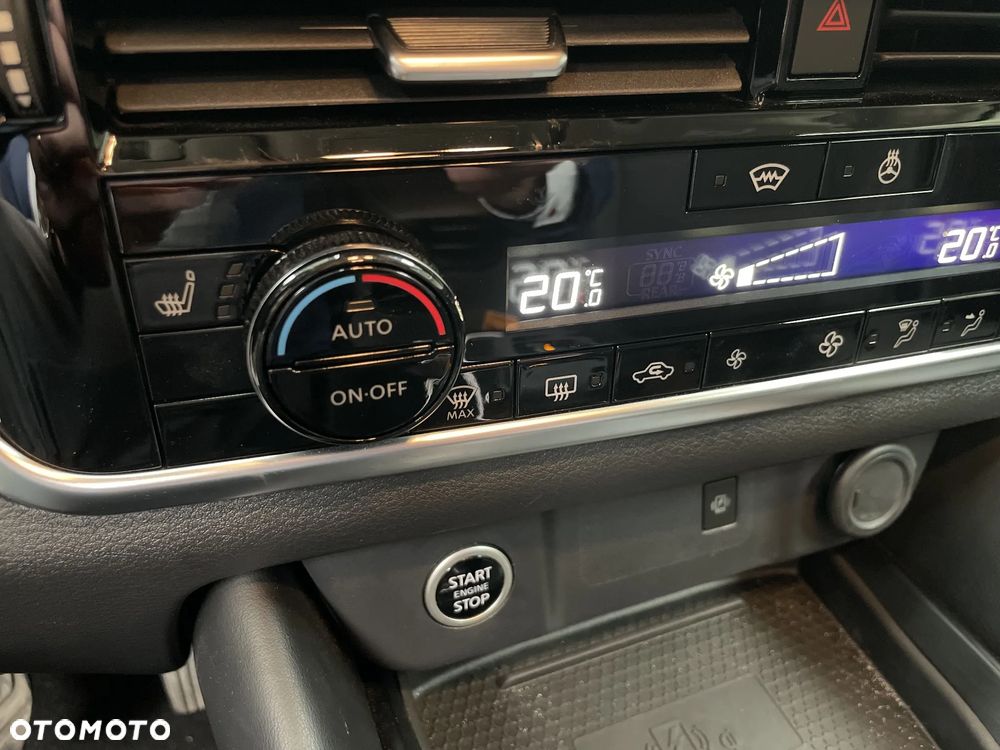 Nissan Qashqai 1.3 DIG-T MHEV N-Connecta Xtronic - 29