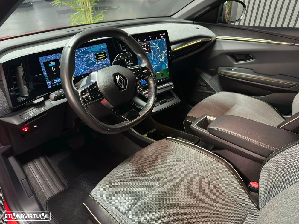 Renault Mégane E-Tech — fotografia 7