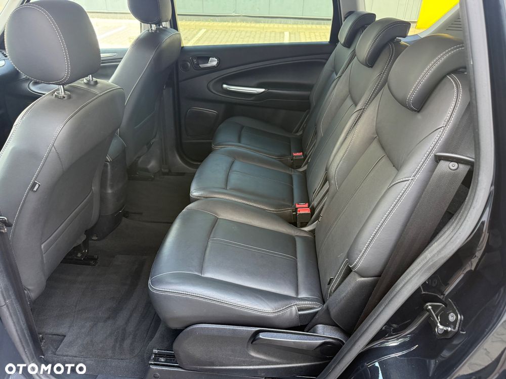 Ford S-Max 2.0 TDCi DPF Titanium - 11