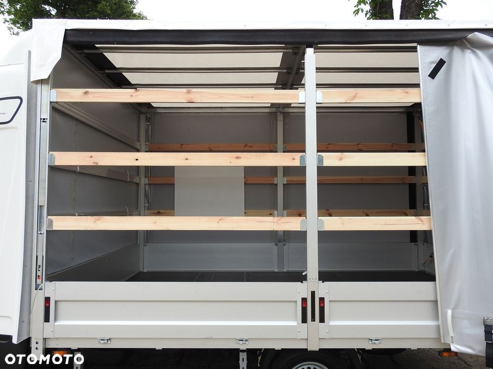 Iveco DAILY 35S18 NOWY PLANDEKA WEBASTO KLIMATYZACJA TEMPOMAT ASO  180KM - 24