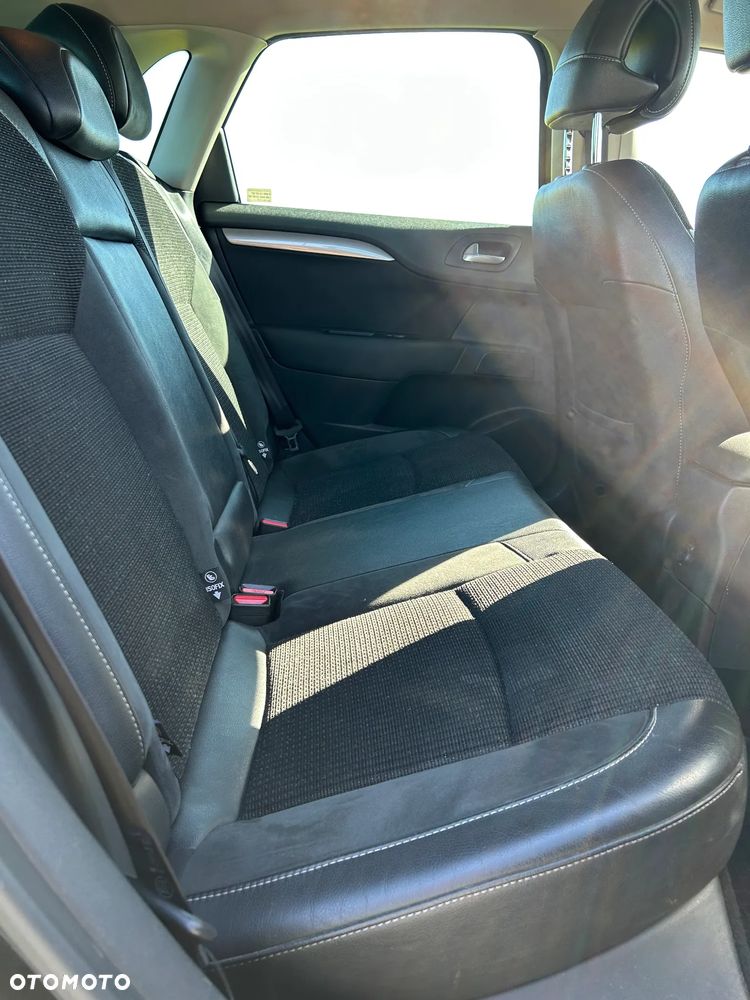 Citroën C4 1.6 VTi Exclusive - 29