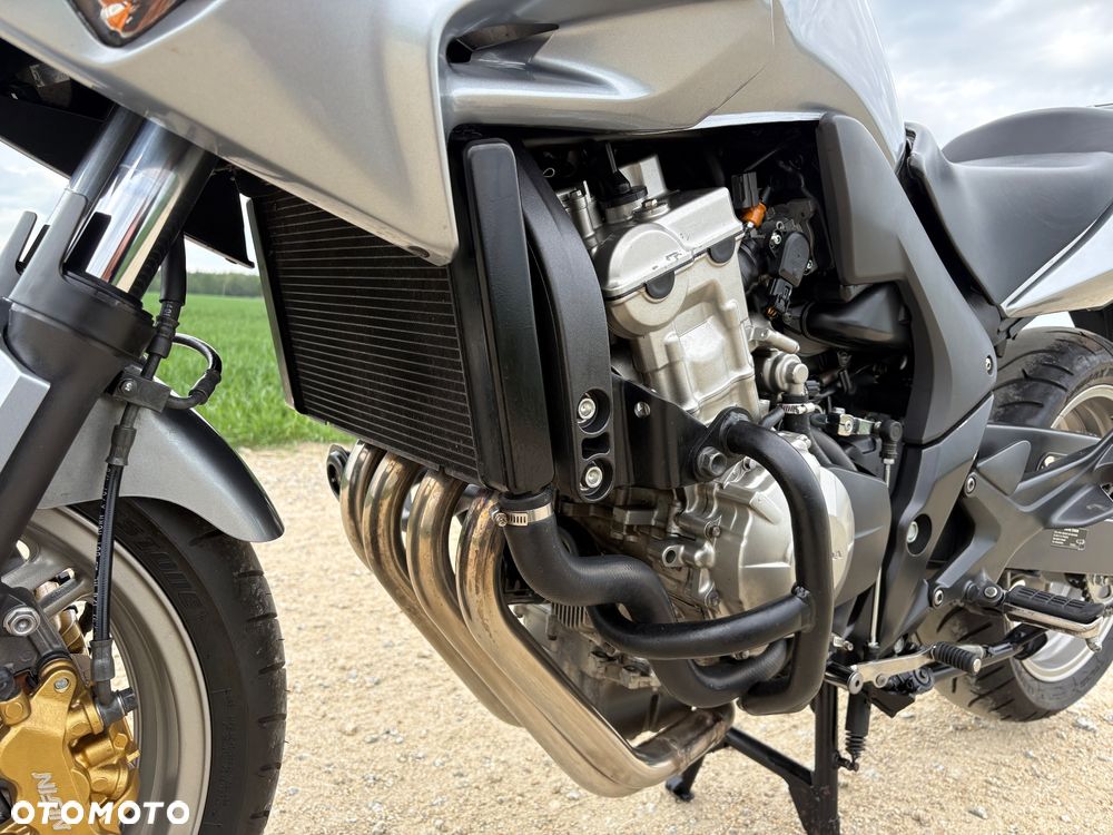 Honda CBF - 16