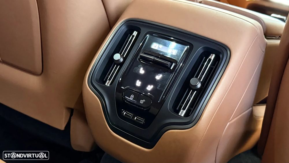 Aston Martin DBX 707 - 41