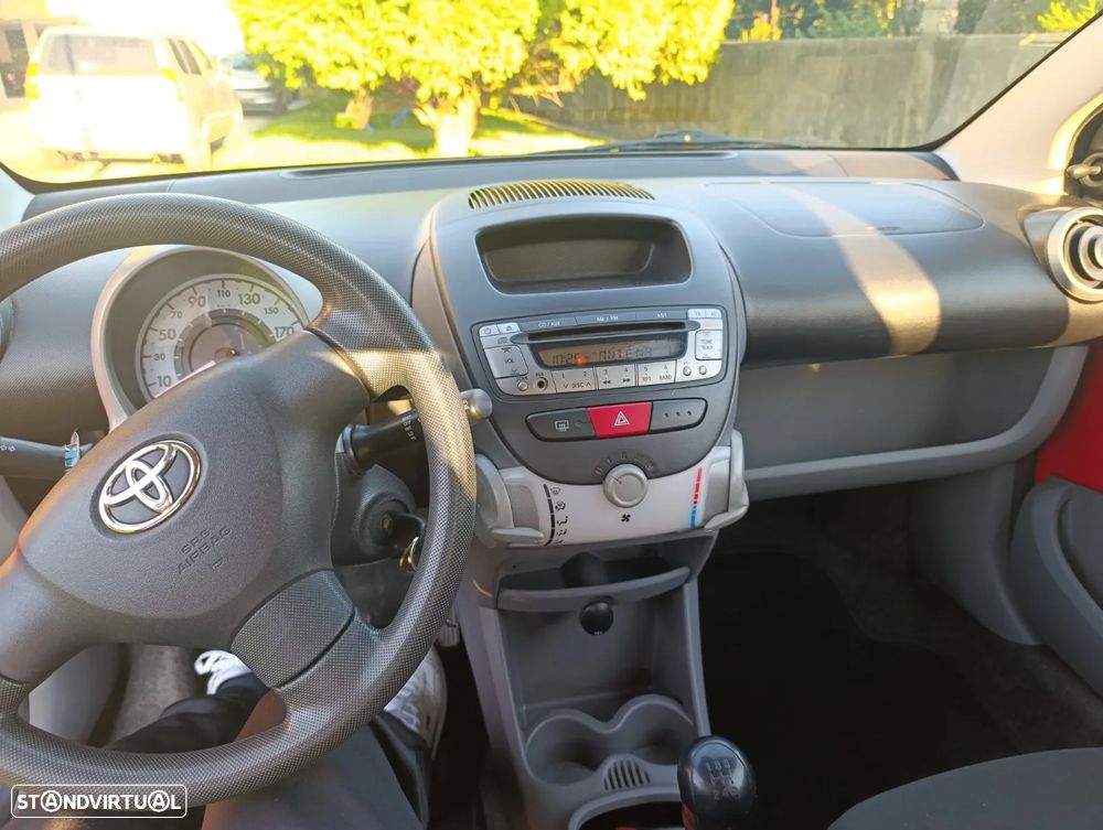 Toyota Aygo City - 6